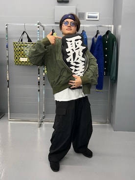 「DANKE SCHON（ダンケシェーン）のアイテム（MA-1）」を使った、Jesusさん（メンズ・171cm）の秋コーディネート
