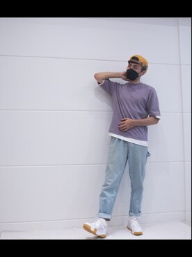 「UNIQLO（ユニクロ）のアイテム（Tシャツ/カットソー、パープル系）」を使った、Nano✨さん（メンズ）の冬コーディネート