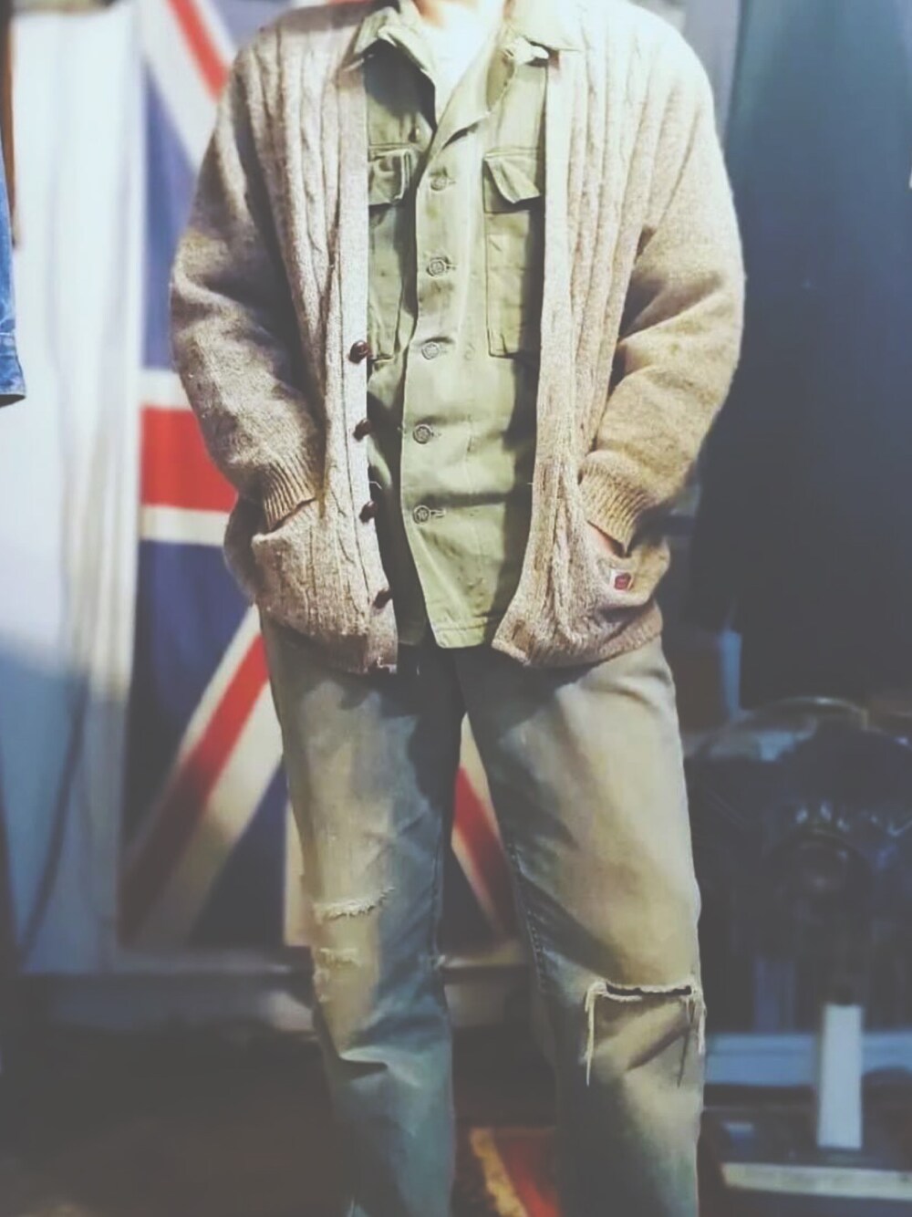 BURBERRYのカーディガン/ボレロを使ったメンズ人気ファッション