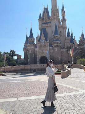 「FURLA（フルラ）のピン S サッチェルバッグ（トートバッグ）」を使った、村上文香(YouTubeやってます✌️)さん（レディース・158cm）の秋コーディネート