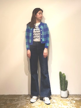 「フレアデニム」｜『 エブリ、フライデー 』 SUZUさん（レディース・163cm）の春コーディネート