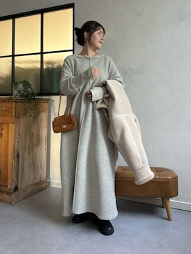 「アイテム（ワンピース/ドレス）」を使った、Hinako Satoさん（レディース・159cm）の秋コーディネート