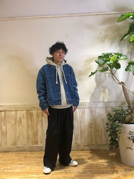 「08sircus（ゼロエイトサーカス）のアイテム」を使った、山田 晃吉良(ヤマダ アキラ)さん（メンズ・165cm）の秋コーディネート