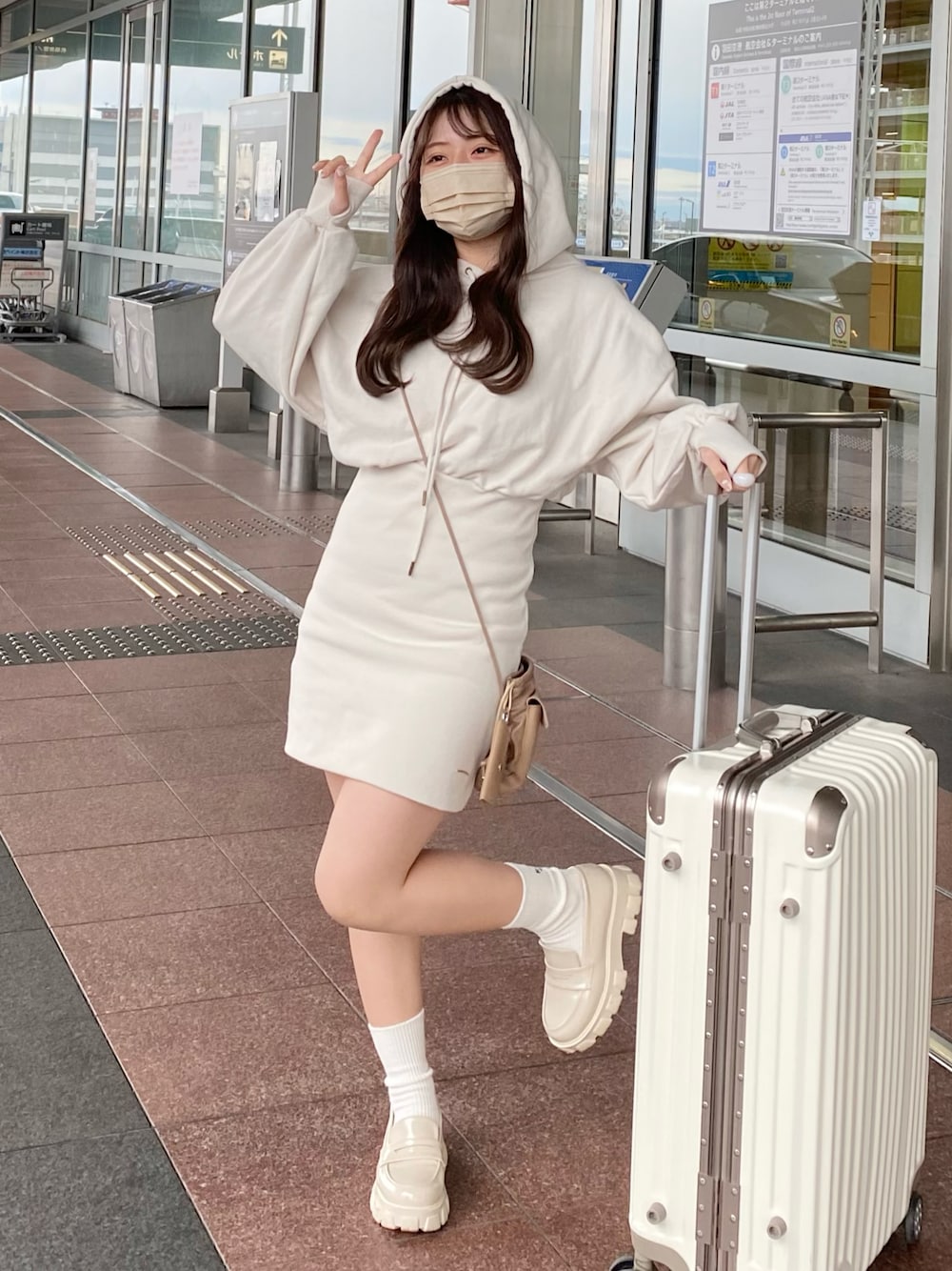 miyu Ӧ｜Chicoのワンピースを使ったコーディネート - WEAR