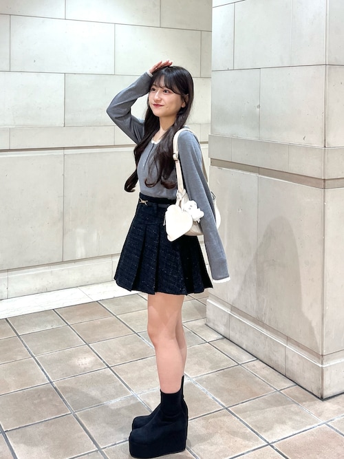 クリアボタン ヘンリーネックカットソー TINA：JOJUN（Tシャツ