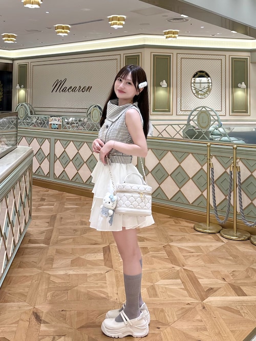「dazzlin(ダズリン)のボリュームフリルトレンチミニワンピース(ワンピース)」を使った、miyu Ӧさん(レディース・149cm)の秋コーディネート