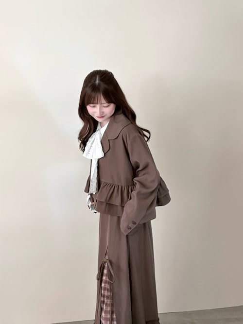 「umm.clair(ウムクレール)のFrill short jacket(その他アウター)」を使った、miyu Ӧさん(レディース・149cm)の秋コーディネート