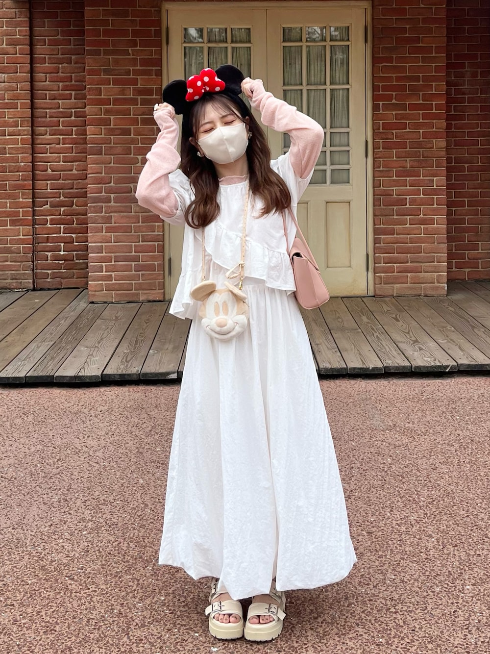「シンプルコーデ、春夏コーデ、春コーデ、低身長コーデ、ホワイトコーデ、カラー×コーデ、ブラウス、ロングスカート、厚底シューズ、厚底サンダル、今日のコーデ、休日スタイル」｜「GRLのアイテム（トップス、ホワイト系）」を使った、miyu Ӧさん（レディース・148cm）の春コーディネートの1枚目の写真