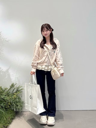 「SNIDEL（スナイデル）の【SNIDEL×近沢レース店】コラボスウェットパーカー（パーカー）」を使った、miyu Ӧさん（レディース・149cm）の秋コーディネート