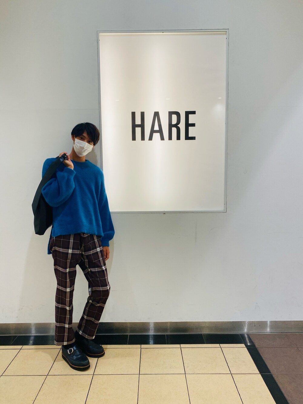 「RAGEBLUE、HARE、hareららぽーとTOKYO BAY、HAREコーデ、秋ルック紹介するよ、大人カジュアル、シャギーニット」｜「RAGEBLUEのウールタッチタータンチェックスラックス/852088（スラックス、ブラウン系）」を使った、haretoさん（メンズ・171cm）の秋コーディネートの1枚目の写真