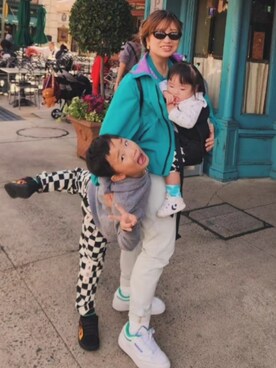 「Reebok（リーボック）のアイテム（スニーカー、ホワイト系）」を使った、miki80sさん（レディース・155cm）の秋コーディネート