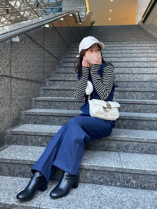 セール】【スタッフ考案】ハイネックトップス＋デニムサロペット