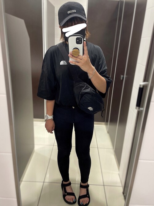 The North Face ザノースフェイス のシャツワンピースを使った人気ファッションコーディネート Earch