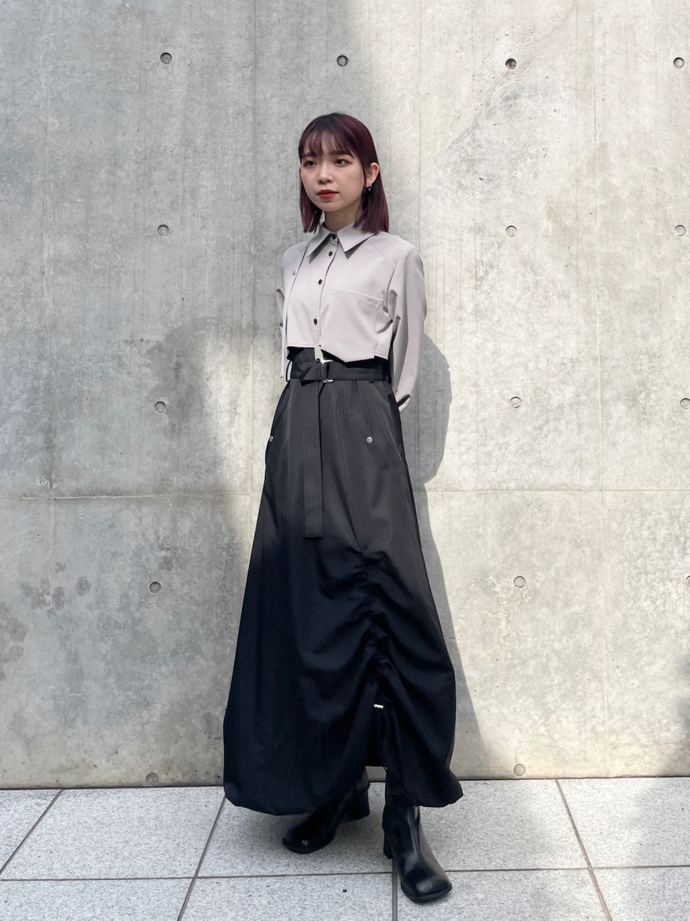 ロングスリーブバルーンワンピースを使った人気ファッション