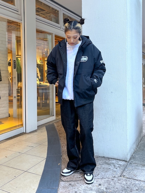 XLARGE/X-girlなんば（XLARGE）MEIさんのナイロンジャケットを使った 