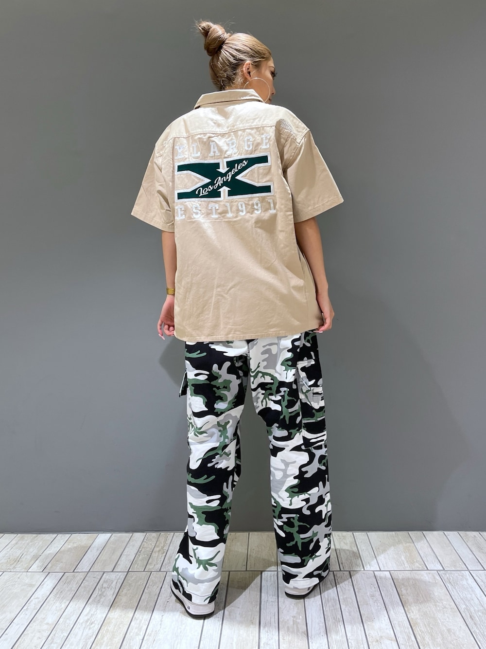 MEI(XLARGE/X-girlなんば（XLARGE）)｜XLARGEのシャツ/ブラウスを使っ 