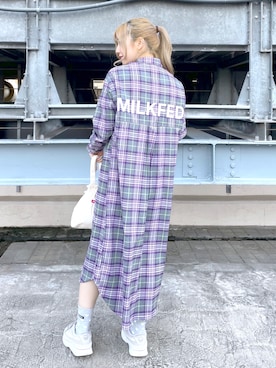 「秋トレンド2021」｜「アイテム（ワンピース/ドレス）」を使った、ﾄ ｻﾞﾄ ﾄ ﾓ子さん（レディース・157cm）の秋コーディネート
