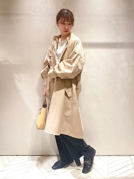 「スリットパンツ」｜「アイテム（トレンチコート）」を使った、reikaさん（レディース・160cm）の春コーディネート