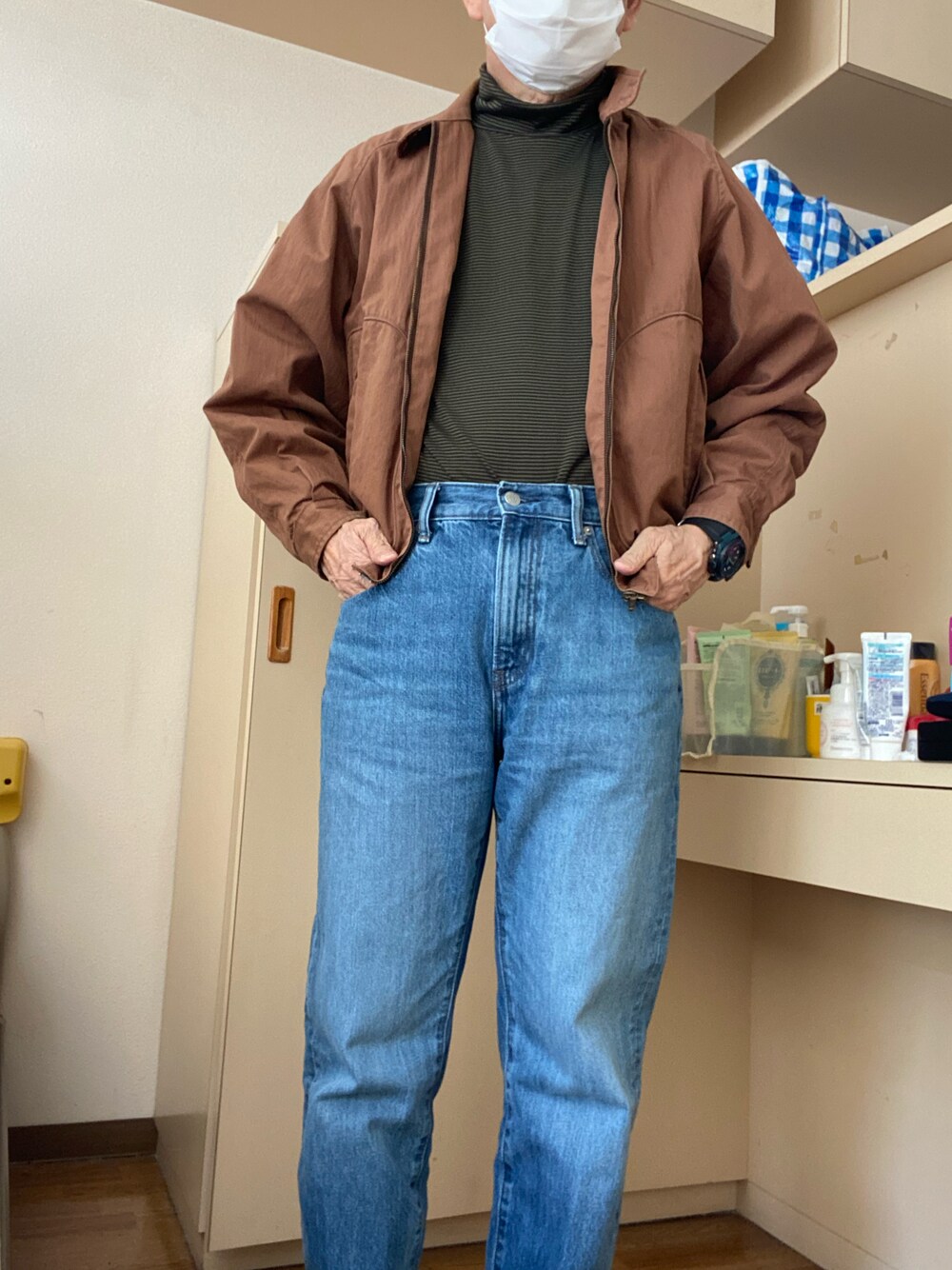 「UNIQLOのアイテム（デニムパンツ、ブルー系）」を使った、F.minoruさん（メンズ・168cm）の春コーディネートの1枚目の写真