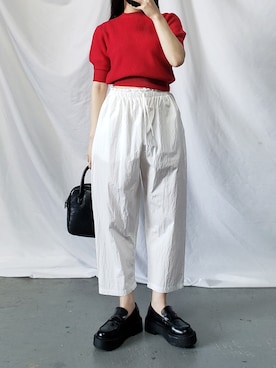 「アイテム（カーゴパンツ、ホワイト系）」を使った、me+emselectさん（レディース・154cm）の春コーディネート