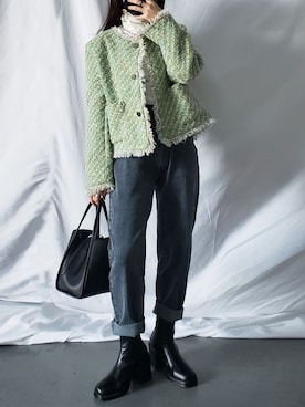 「アイテム（ノーカラージャケット、グリーン系）」を使った、me+emselectさん（レディース・154cm）の冬コーディネート