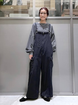 「リラックス」｜「アイテム（オールインワン・サロペット）」を使った、M I N Oさん（レディース・165cm）の秋コーディネート