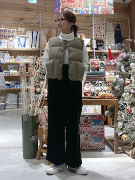 「アイテム（マウンテンパーカー）」を使った、M I N Oさん（レディース・165cm）の秋コーディネート