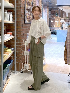 「アイテム（カーゴパンツ）」を使った、M I N Oさん（レディース・165cm）の夏コーディネート