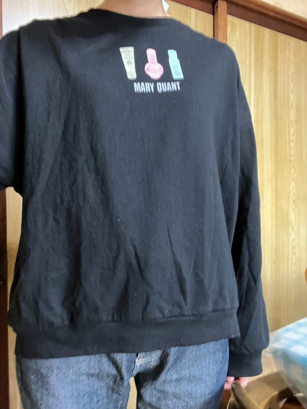 「MARY QUANTのコスメモチーフドルマン プルオーバー（Tシャツ/カットソー、ブラック系）」を使った、ふにゃもらけさん（レディース・150cm）の秋コーディネートの1枚目の写真