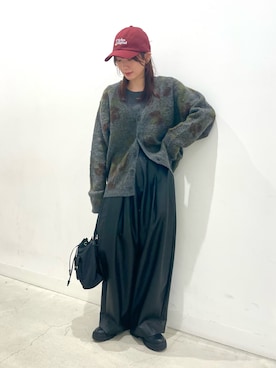 「SENSEOFPLACE」｜「アイテム（帽子）」を使った、ひなちさん（レディース・164cm）の秋コーディネート