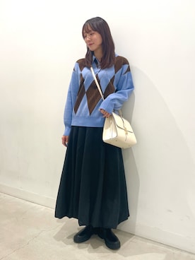 「アイテム（ハンドバッグ）」を使った、ひなちさん（レディース・164cm）の秋コーディネート