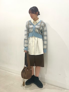 「アイテム（雑貨/ホビー）」を使った、ひなちさん（レディース・164cm）の秋コーディネート