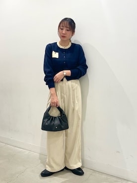 「アイテム（シュシュ）」を使った、ひなちさん（レディース・164cm）の秋コーディネート
