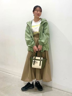 「春カラー」｜「アイテム（ブルゾン）」を使った、ひなさん（レディース・164cm）の春コーディネート
