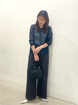 「SENSE OF PLACE by URBAN RESEARCH（センスオブプレイスバイアーバンリサーチ）の『軽量/消臭/抗菌』ベルトデザインミュール（パンプス、シルバー系）」を使った、ひなちさん（レディース・164cm）の春コーディネート