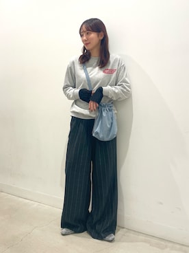 「アイテム（スウェット）」を使った、ひなちさん（レディース・164cm）の秋コーディネート