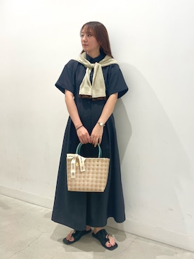 「SENSE OF PLACE by URBAN RESEARCH（センスオブプレイスバイアーバンリサーチ）のスクエアトゥトングサンダル（Sandals、ブラック系）」を使った、ひなちさん（レディース・164cm）の夏コーディネート