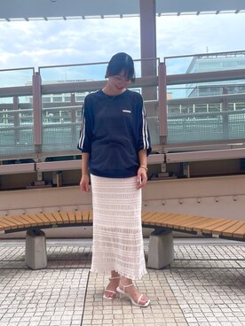 「ネイビー×ホワイト」｜「アイテム（その他トップス）」を使った、ひなちさん（レディース・164cm）の秋コーディネート