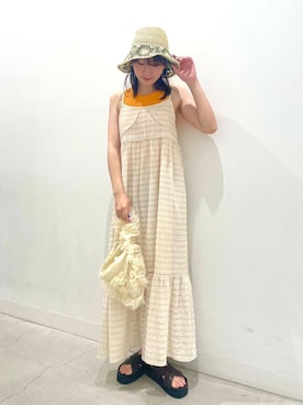 「SMELLY（スメリー）のアイテム（帽子）」を使った、ひなさん（レディース・164cm）の夏コーディネート