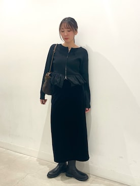 「アイテム（シュシュ）」を使った、ひなちさん（レディース・164cm）の秋コーディネート