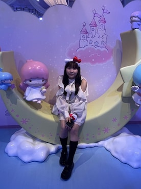 「Chico（チコ）の袖フリル肩開きチュニック（シャツ/ブラウス、ホワイト系）」を使った、poriporiさん（レディース・155cm）の夏コーディネート