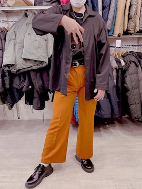 「Adoon plain（アドーンプレーン）のアイテム（パンツ）」を使った、shionさん（メンズ・174cm・20代）の秋コーディネート