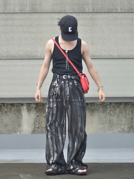 「アイテム（キーケース/キーアクセサリー）」を使った、熊谷一平さん（メンズ・165cm）の夏コーディネート