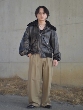 「アイテム（チノパンツ）」を使った、熊谷一平さん（メンズ・165cm）の冬コーディネート