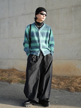 「アイテム（キーケース/キーアクセサリー）」を使った、熊谷一平さん（メンズ・165cm）の冬コーディネート