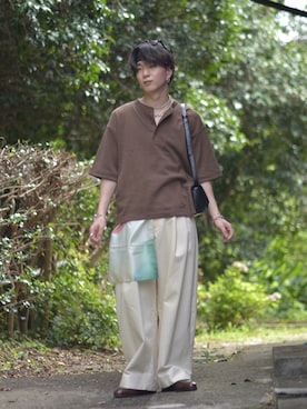 「アイテム（チノパンツ）」を使った、熊谷一平さん（メンズ・165cm）の夏コーディネート