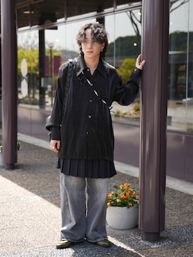 「SINSS（シンス）のアイテム（アクセサリー）」を使った、熊谷一平さん（メンズ・165cm）の春コーディネート