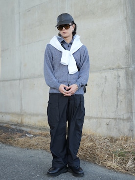 「SINSS（シンス）のアイテム（トップス）」を使った、熊谷一平さん（メンズ・165cm）の春コーディネート