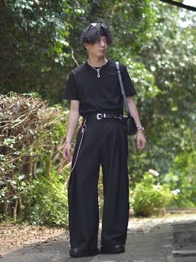 「soerte（ソエルテ）の3TUCK WIDE BALLOON TROUSERS/3タックワイドバルーントラウザー（スラックス）」を使った、熊谷一平さん（メンズ・165cm・20代）の夏コーディネート