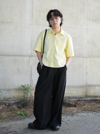 「SINSS(シンス)のMini shoulder bag /ミニショルダーバッグ(ショルダーバッグ)」を使った、熊谷一平さん(メンズ・165cm)の夏コーディネート